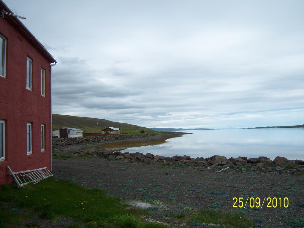 Tangahús Guesthouse Bortheyri Eksteriør billede